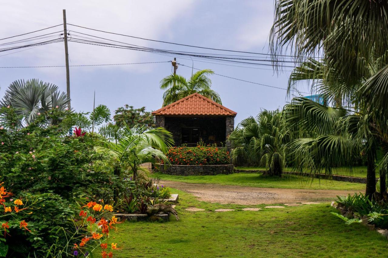 Hotel Emoyeni Gardens Sao Tome Exterior foto